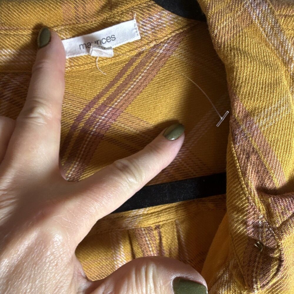 Maurices Yellow Purple White Plaid Collared Button-Up Long Sleeve Rayon XL - Picture 4 of 12